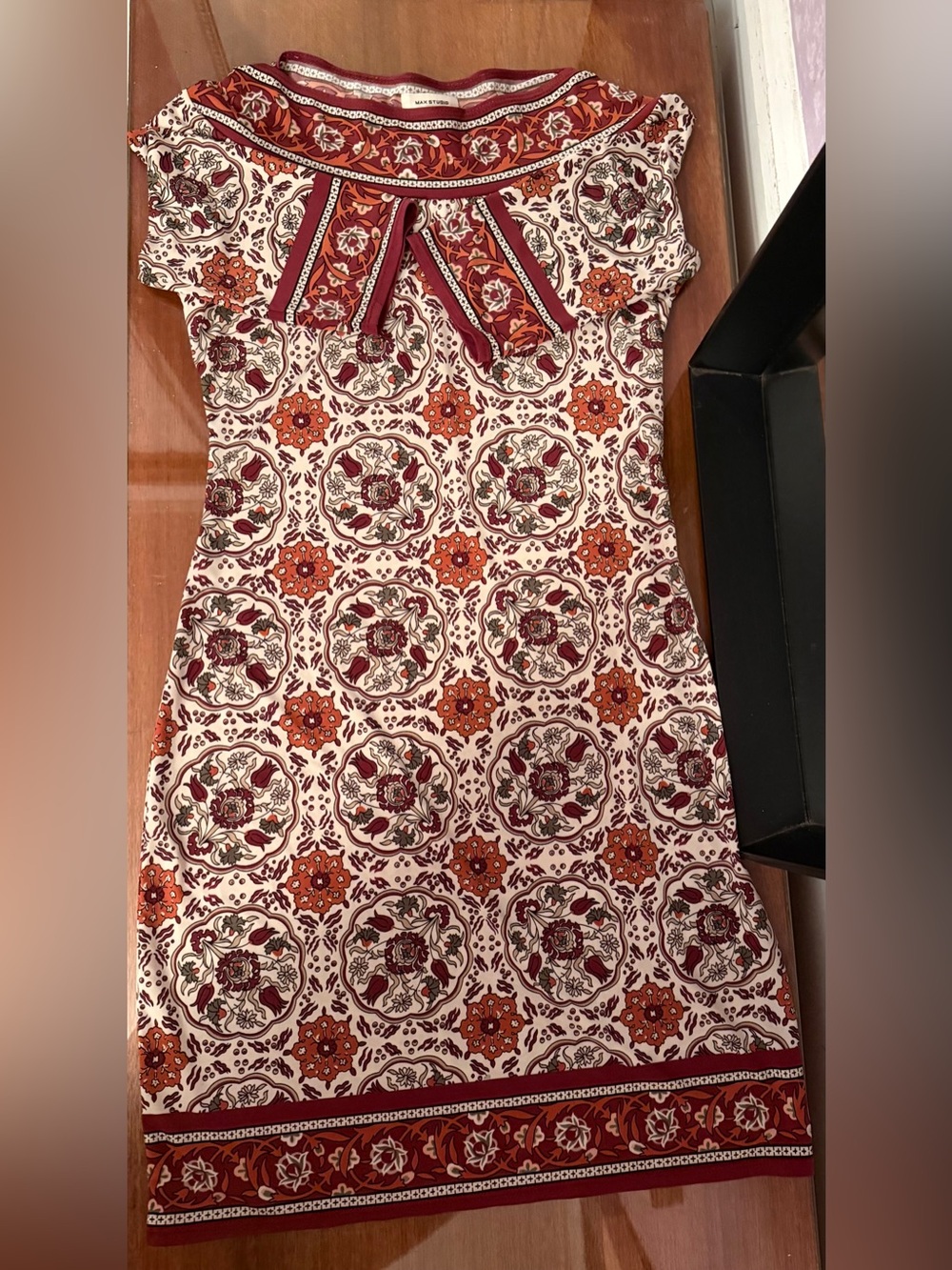 Max Studio Vintage-Style Paisley Mini Dress Bow Neck Cream Red SZ S